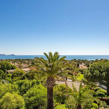 Les Reves Bleus By Interhome * Saint Aygulf